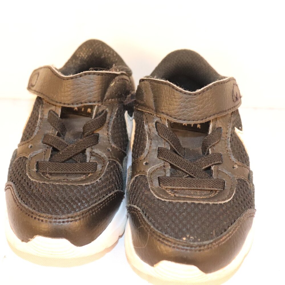Nike Air Infant size US 6c Made in Indonesia Black and White